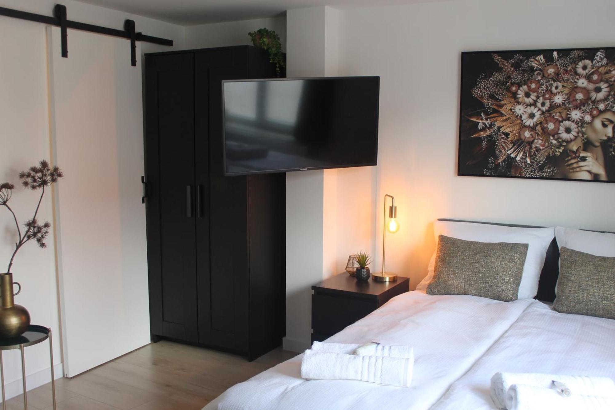 B&K Urban City Suites Tilburgo Exterior foto
